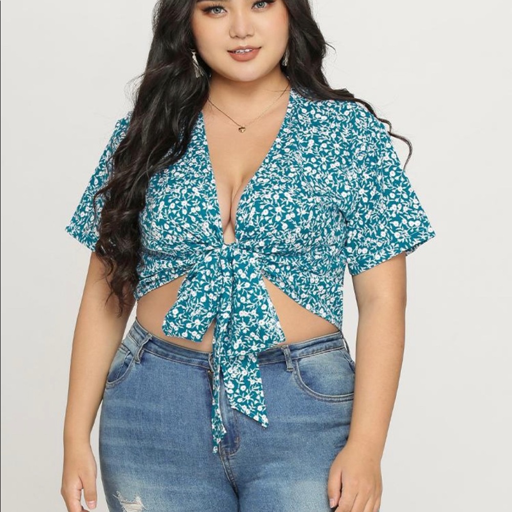 Tie Front Crop Top